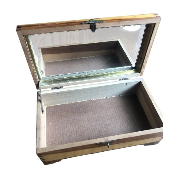 Vintage Redwood Box‎ w/ Mountain Wilderness Scene - Picture 2 of 5